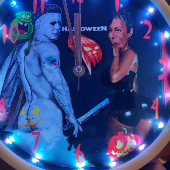 Micheal Myers Halloween led clock - Picture 3 of 4